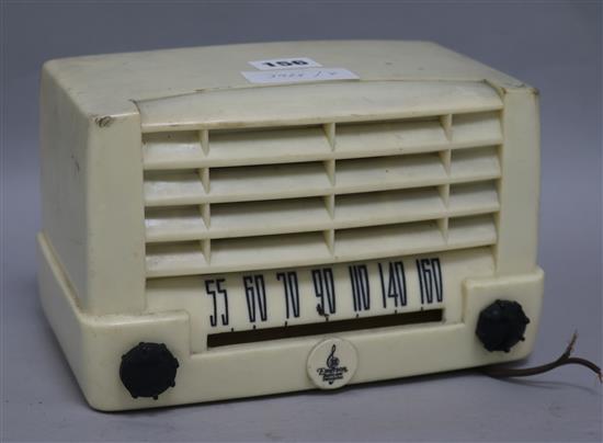 A 1950s Emerson Bakelite radio